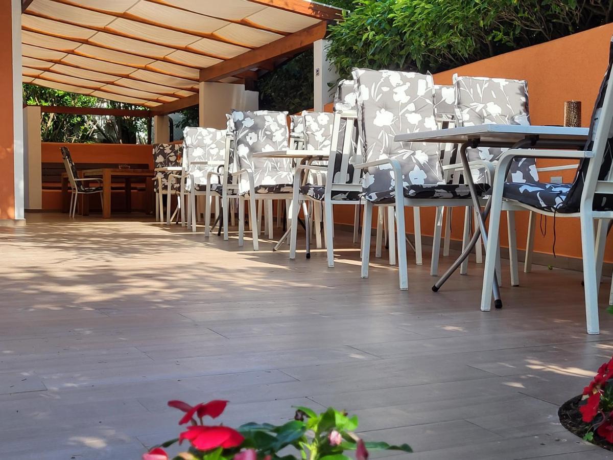 Bed And Breakfast La Rossa Умаг Екстериор снимка